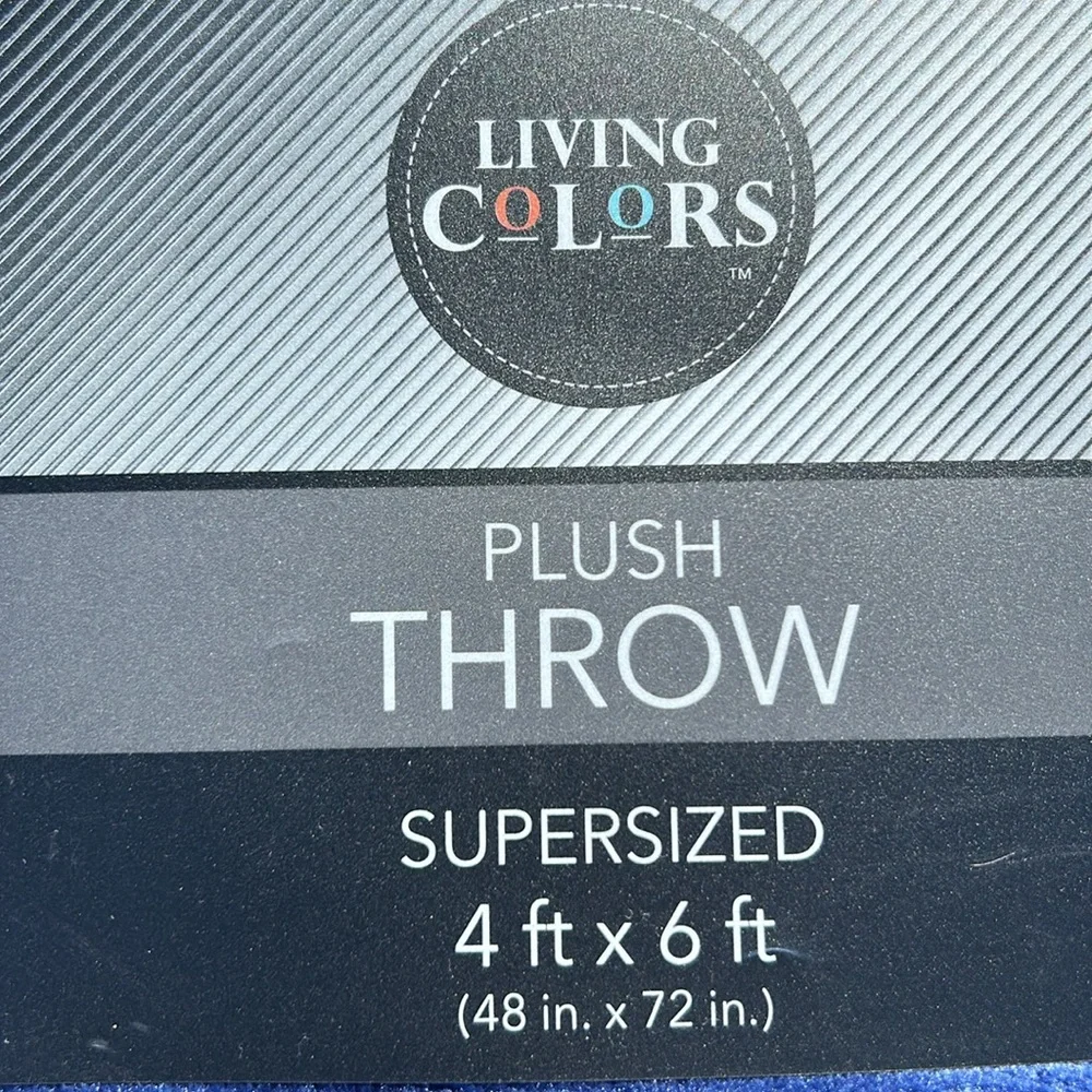 Living Colors Plush Throw Blanket - Blue New